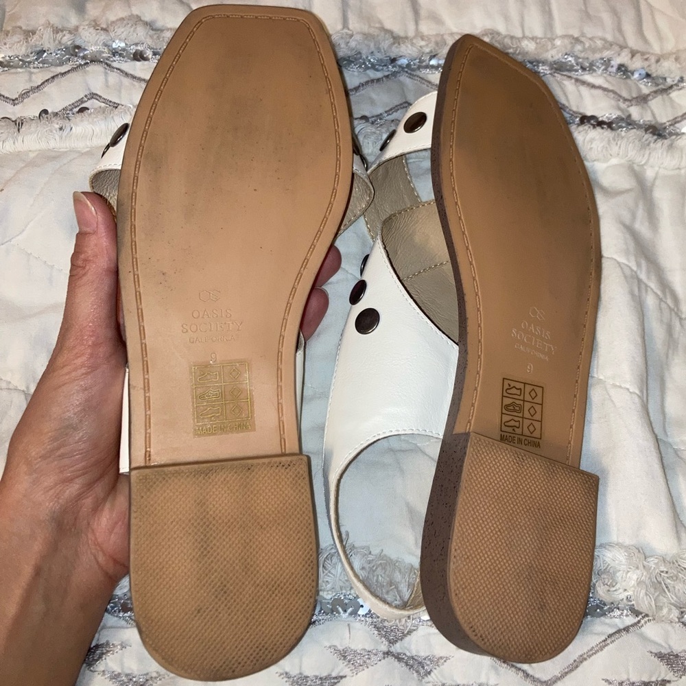 Oasis Society Faux Leather Sandals - Picture 4 of 4